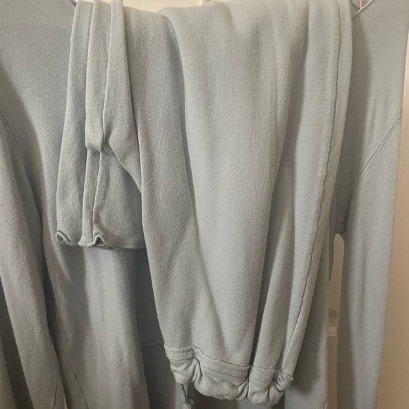 Soft and comfy pajama set. Colorado clothing. - Picture 3 of 4